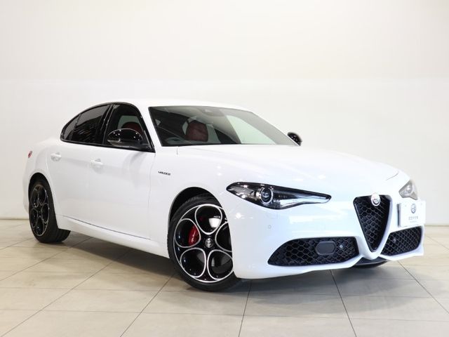 ALFA ROMEO Giulia 2023-05 195362-3