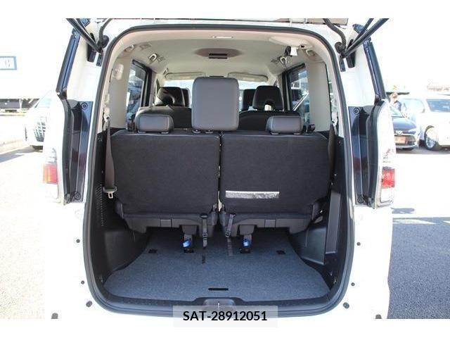 Nissan SERENA 2018-12 284135-17
