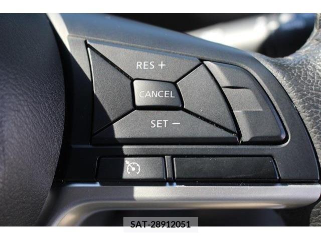 Nissan SERENA 2018-12 284135-2