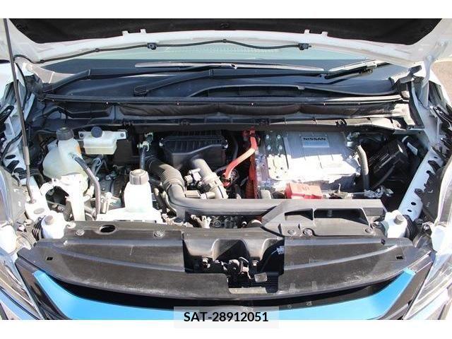 Nissan SERENA 2018-12 284135-18