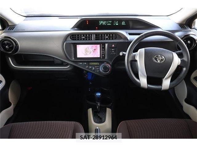 Toyota AQUA 2013-07 292173-3