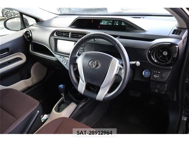 Toyota AQUA 2013-07 292173-5