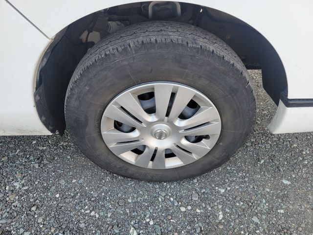 Nissan NV350 Caravan 2017-05 27215-26