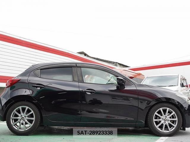 Mazda DEMIO 2016-06 390485-11