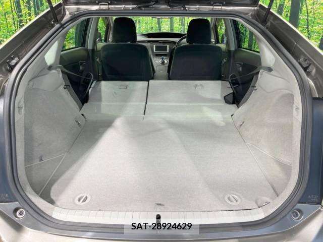 Toyota PRIUS 2011-10 383927-10