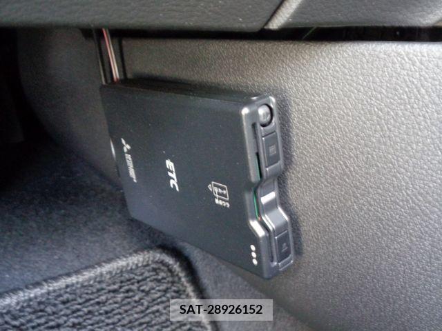Nissan NOTE 2021-08 203930-11
