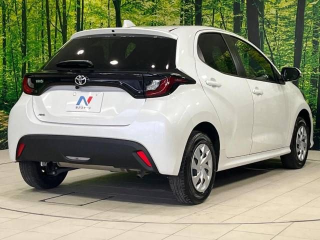 Toyota YARIS 2023-04 181372-18