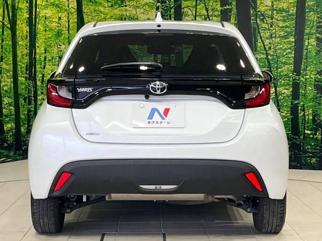 Toyota YARIS 2023-04 181372-16