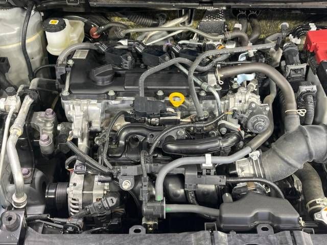 Toyota YARIS 2023-04 181372-19