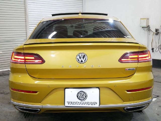 VolksWagen ARTEON 2018-03 12772-11