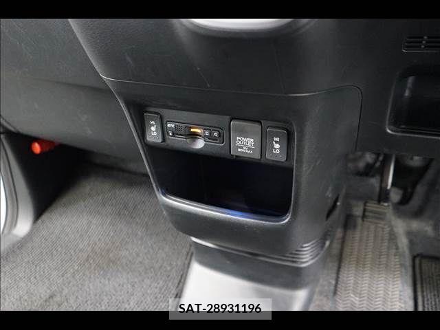Honda N BOX CUSTOM 2017-06 279351-5
