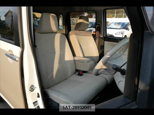 Daihatsu MOVE 2018-06 202327-8