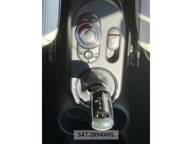 Bmw MINI 2023-05 333217-19
