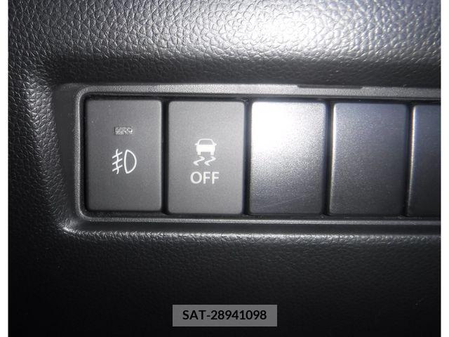 Suzuki SWIFT 2017-04 375381-21