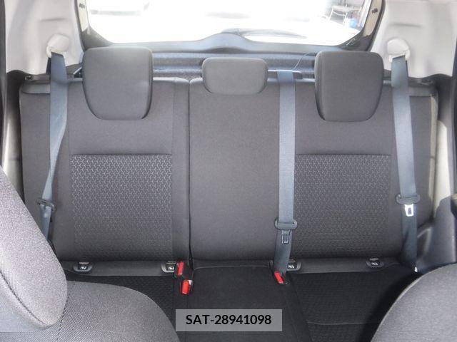 Suzuki SWIFT 2017-04 375381-24
