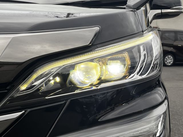 Toyota VELLFIRE 2016-11 27037-23