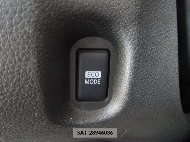 Nissan CUBE 2017-02 358402-15
