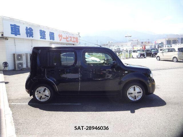 Nissan CUBE 2017-02 358402-3
