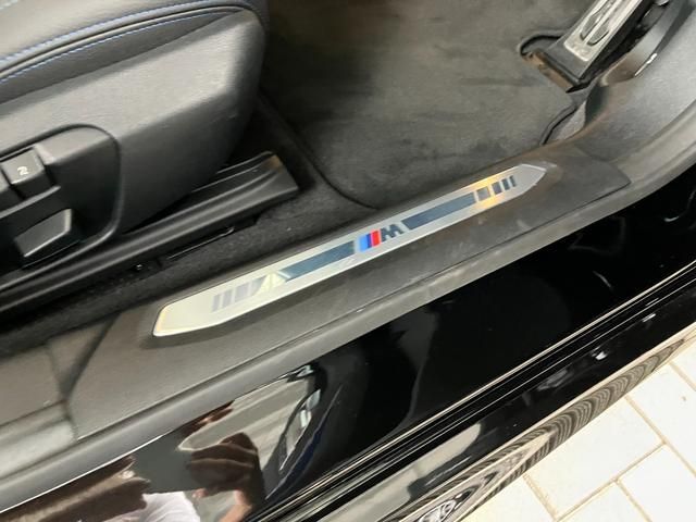 Bmw 2 SERIES 2021-01 11182-24