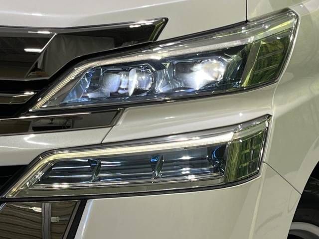 Toyota VELLFIRE 2018-02 9260-13