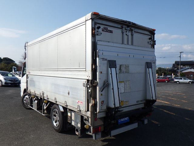 Mitsubishi CANTER 2013-04 26838-2