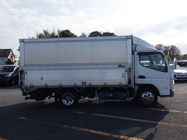 Mitsubishi CANTER 2013-04 26838-4