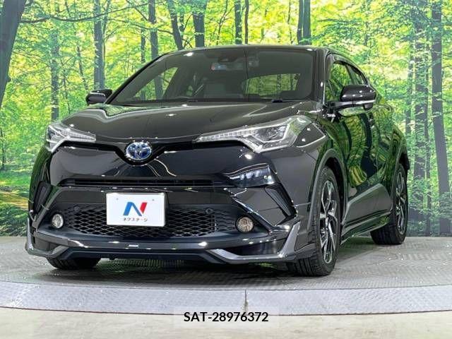 Toyota C-HR 2017-11 389948-17