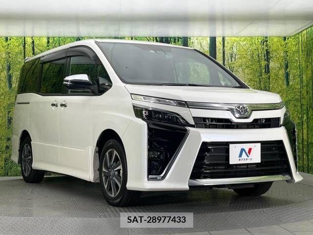 Toyota VOXY 2021-06 289005-17