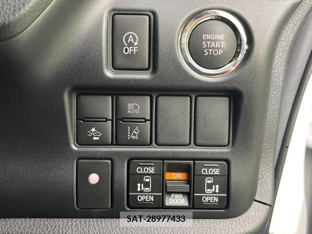 Toyota VOXY 2021-06 289005-2