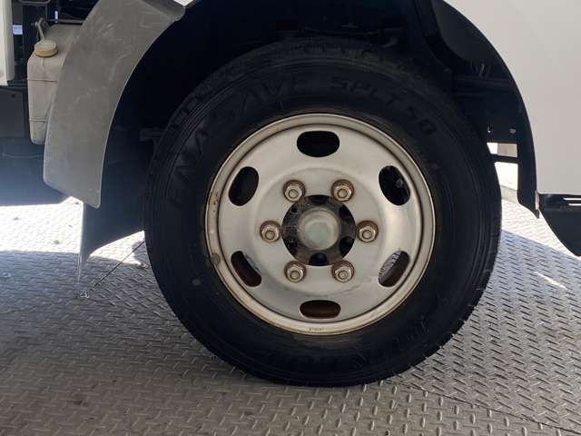 Nissan ATLAS 2014-08 195276-19