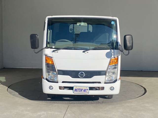 Nissan ATLAS 2014-08 195276-8