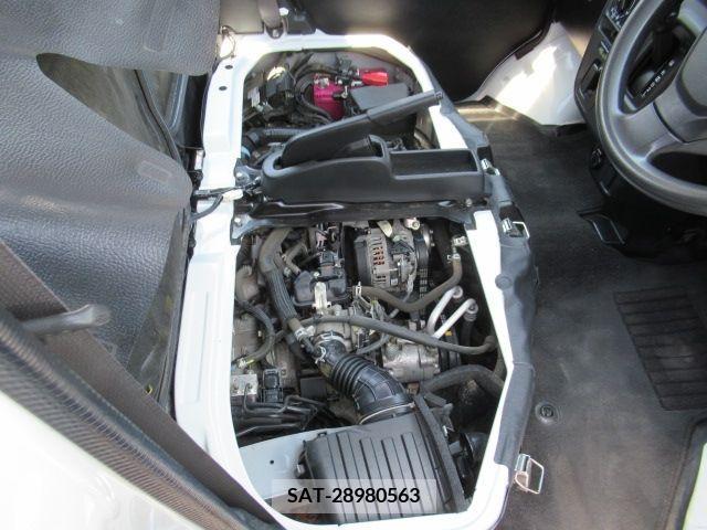 Toyota PIXIS VAN 2017-12 283405-11