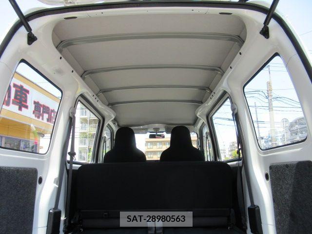 Toyota PIXIS VAN 2017-12 283405-18
