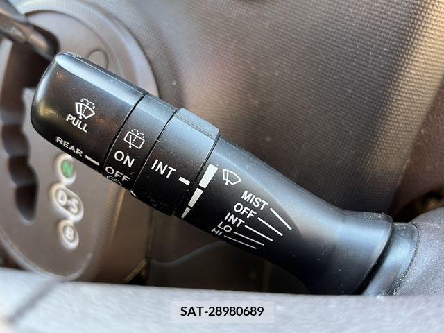 Toyota SPADE 2015-03 204922-11