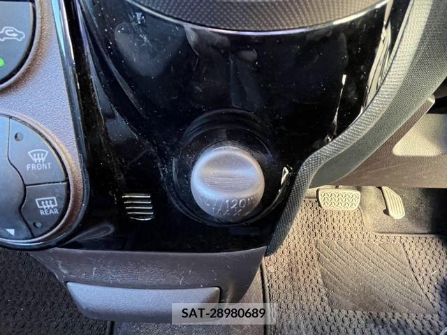 Toyota SPADE 2015-03 204922-12