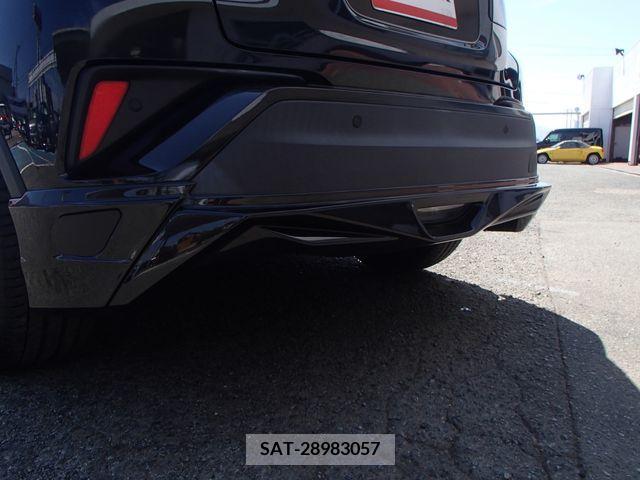 Toyota C-HR 2023-02 264152-18