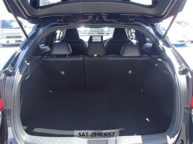 Toyota C-HR 2023-02 264152-11