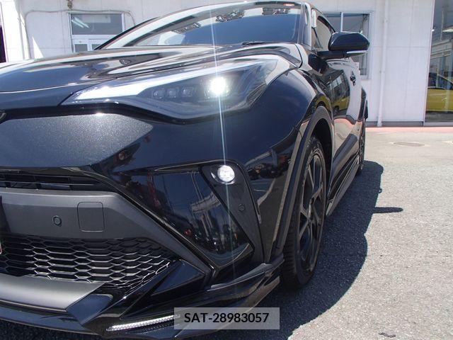 Toyota C-HR 2023-02 264152-7