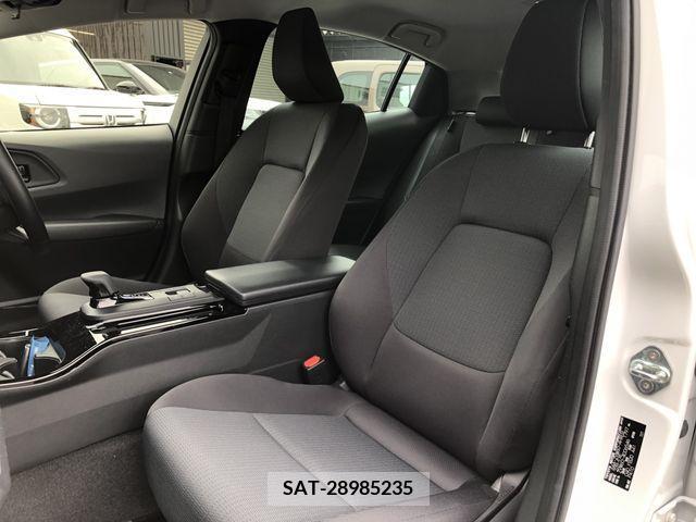 Toyota PRIUS 2023-05 283101-12