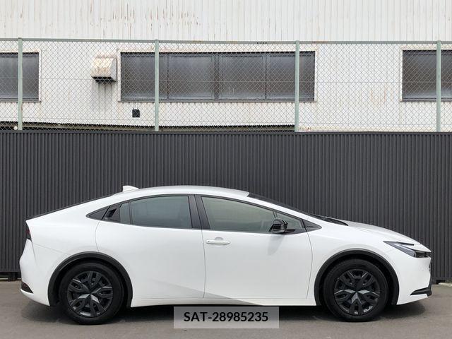 Toyota PRIUS 2023-05 283101-7