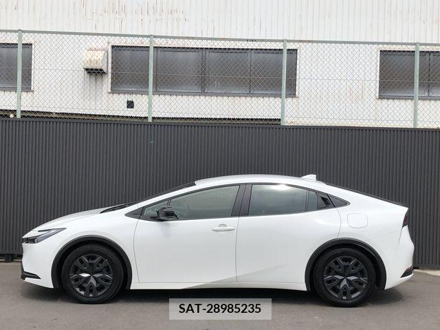 Toyota PRIUS 2023-05 283101-8