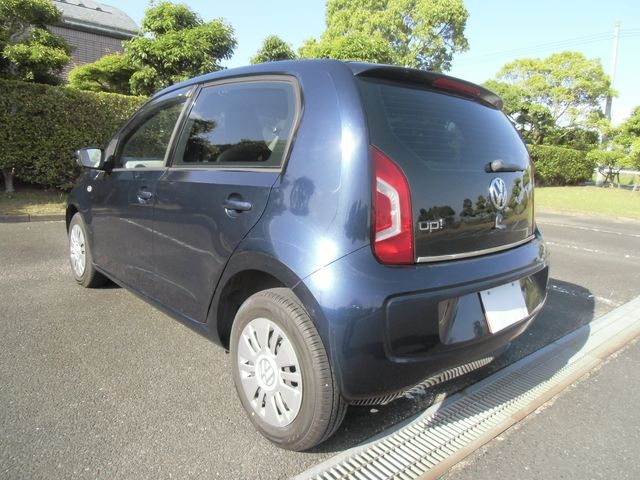 VolksWagen UP! 2013-03 2338-2