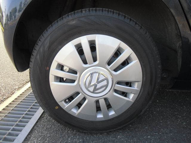VolksWagen UP! 2013-03 2338-20