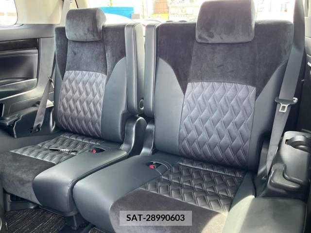 Toyota ALPHARD 2017-09 261689-10