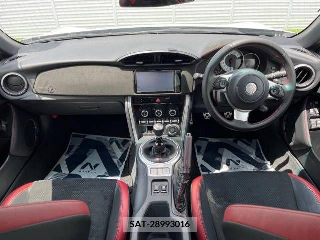 Toyota 86 2020-12 258656-1