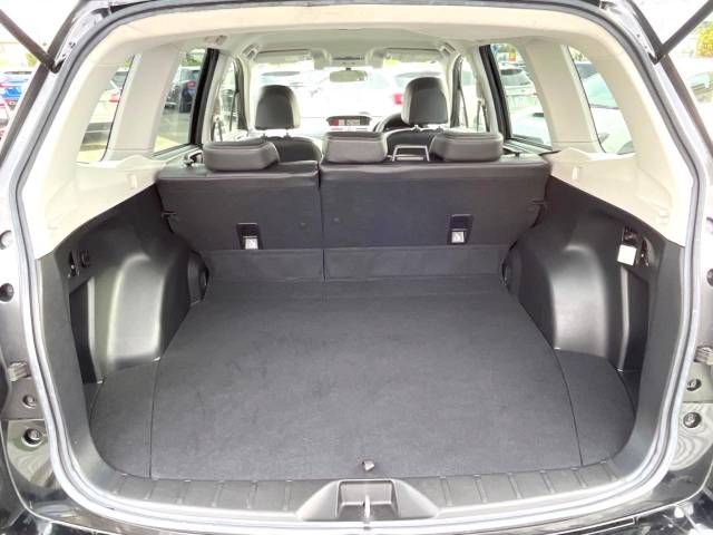 Subaru FORESTER 2017-04 195895-13