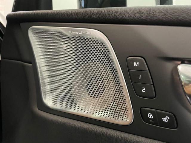 Volvo XC60 2021-09 196296-17