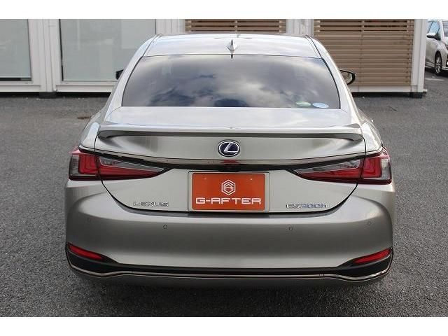 Lexus ES 2020-09 186149-7