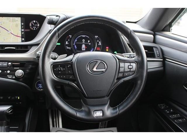 Lexus ES 2020-09 186149-15