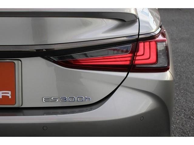 Lexus ES 2020-09 186149-11